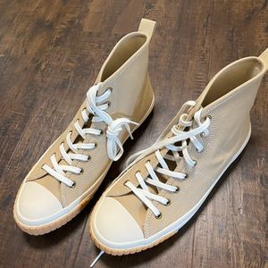 🆕 J crew hightop sneakers 9.5